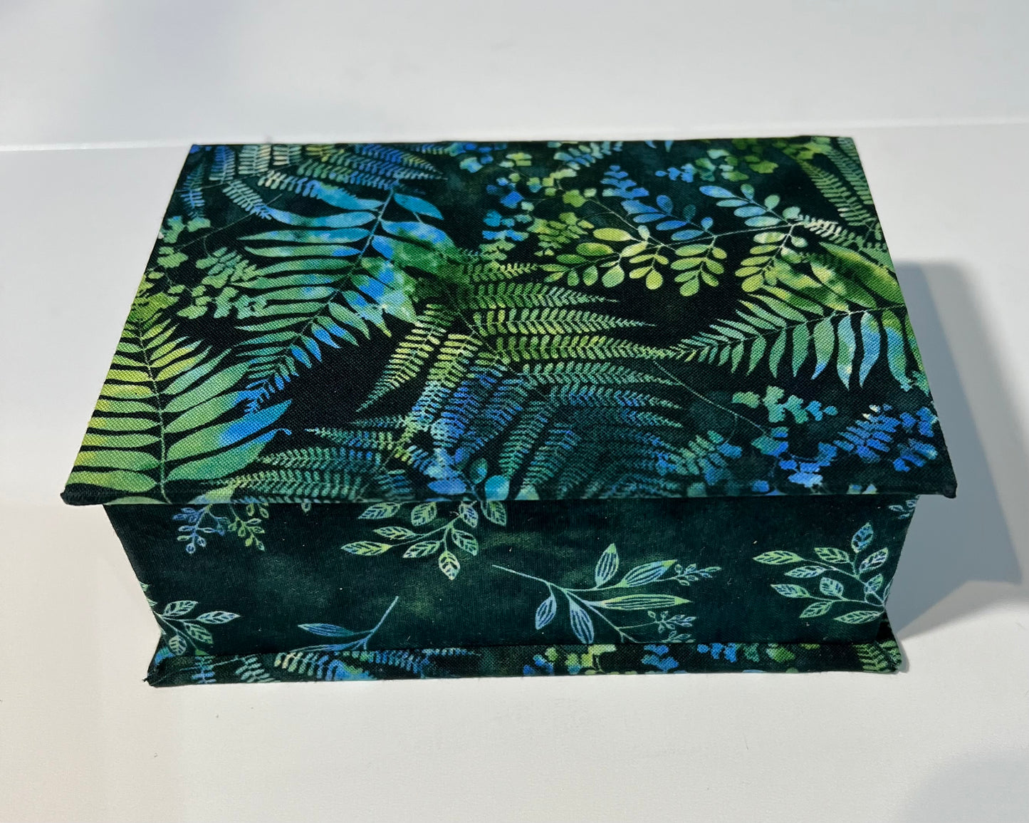 Small Hinged Lidded Box