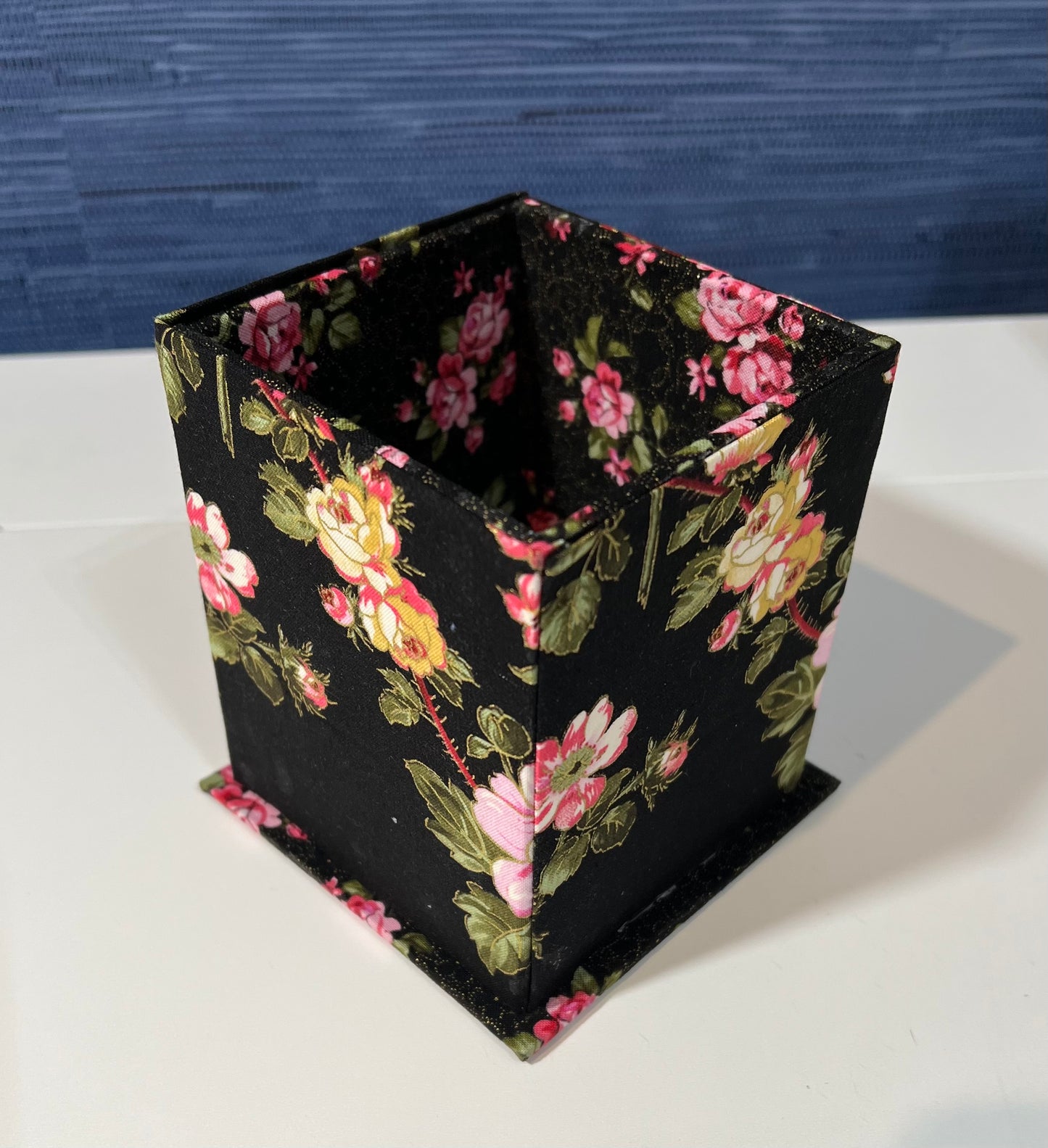Small Desk Organizer - Pink Roses